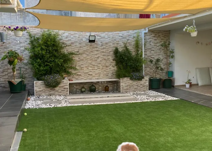 Δωμάτια σε οικογενειακή κατοικία Casanossa